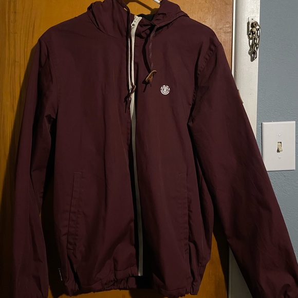 Element maroon Mens jacket. Size Medium - Picture 2 of 5